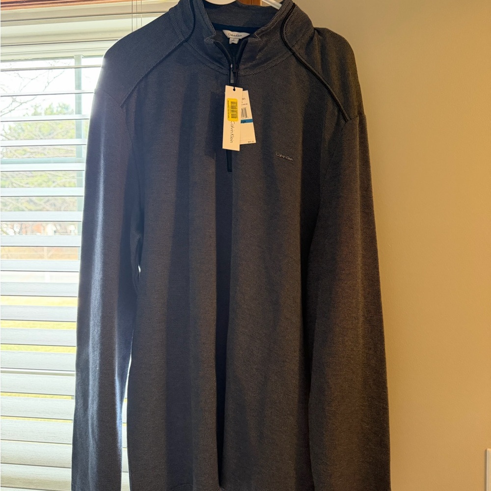 NWT - Men’s Calvin Klein Grey/Blue Textured Quarter-Zip